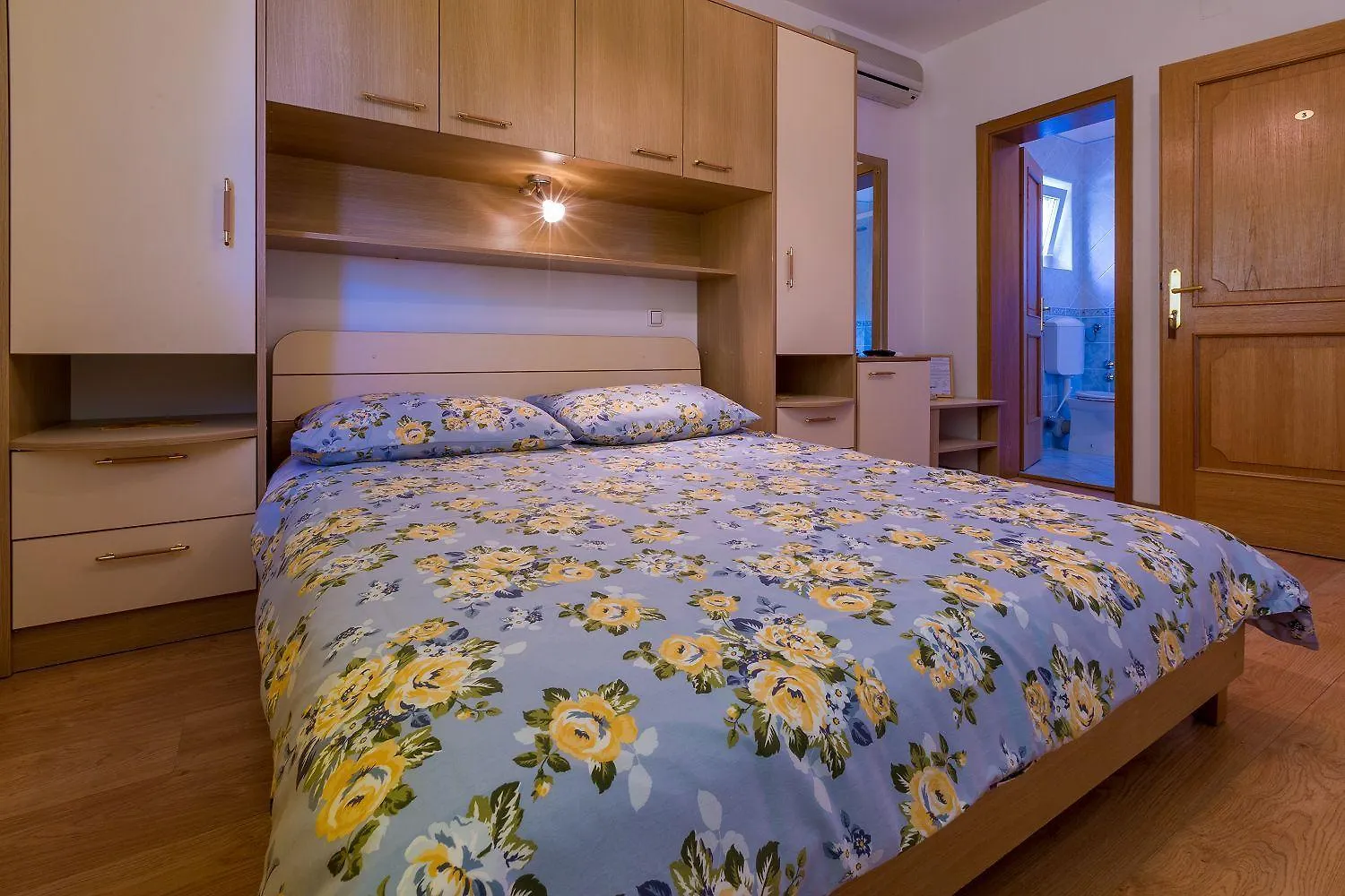 Traumhaftes Apartment Nur 100 Meter Zum Strand Mit Sauna, Jacuzzi, Meerblick Dramalj